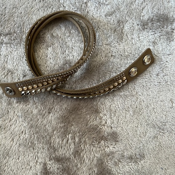 accessories you can add to your order - Picture 5 of 6